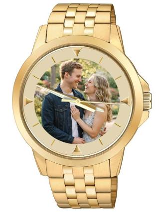 Die personalisierte Armbanduhr für Männer als Citizen Armbanduhr in Gold plattiert mit Zifferblatt und goldenen Dreiecken sowie Foto